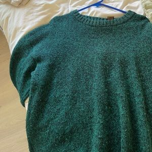 Warm Green Sweater🍀
